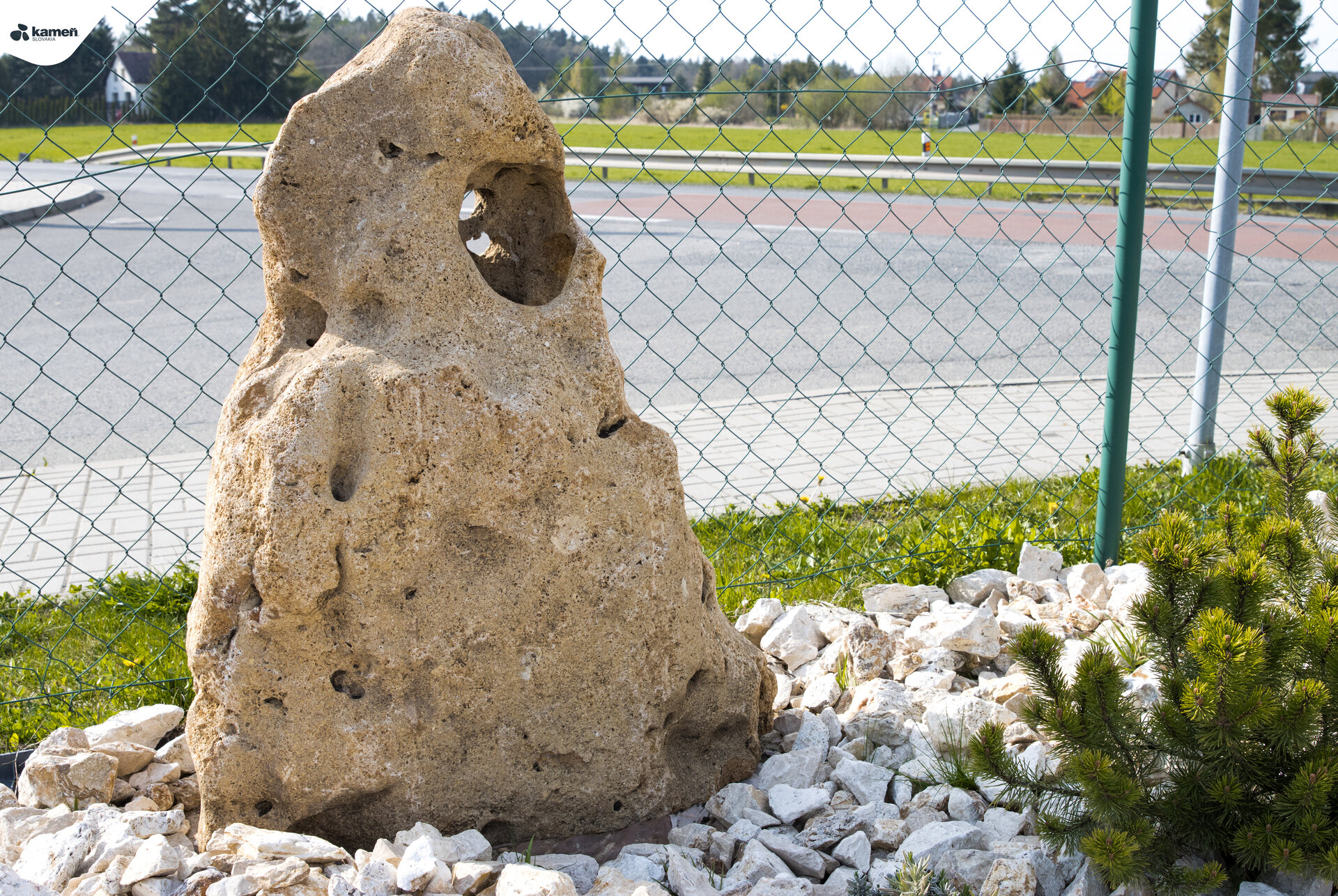 Travertin ATRLG22 Monolith Säule LunaGarten